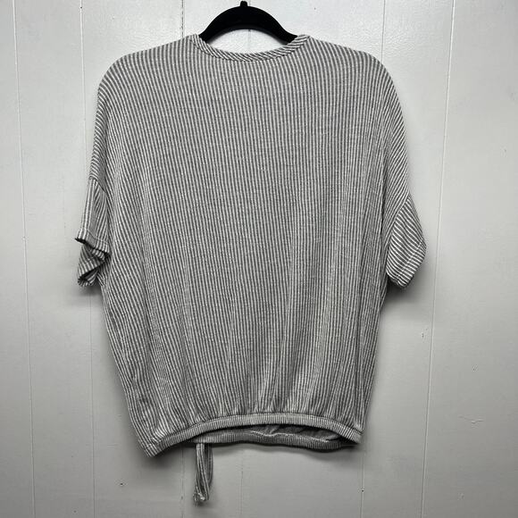 Tiffany & Grey Short Sleeve Ribbed Gray Top Women's Size XL Petite - Picture 6 of 11